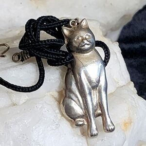 Solid Sterling Silver 925 Realistic 3D Cat Pendant Unique Luxury Jewelry